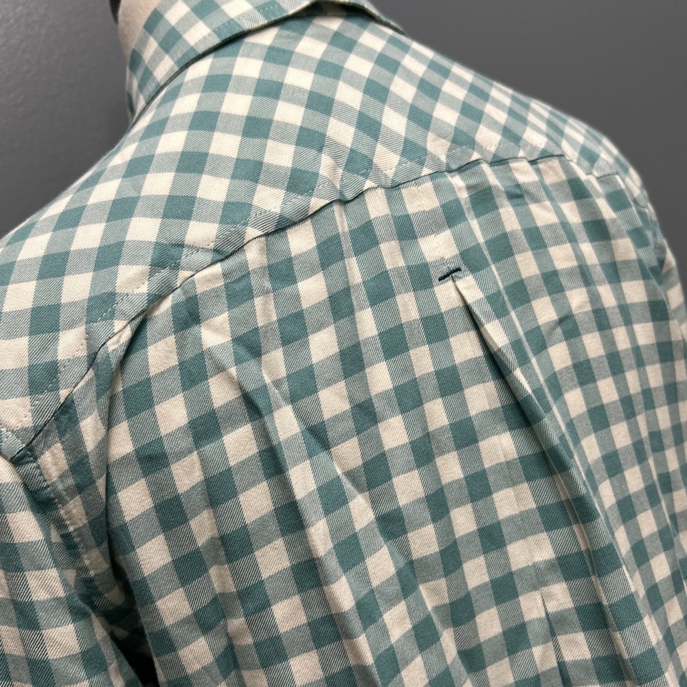 Vineyard Vines Gingham Button Down - image 8